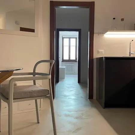 Peler, Stylish With Garage Riva del Garda