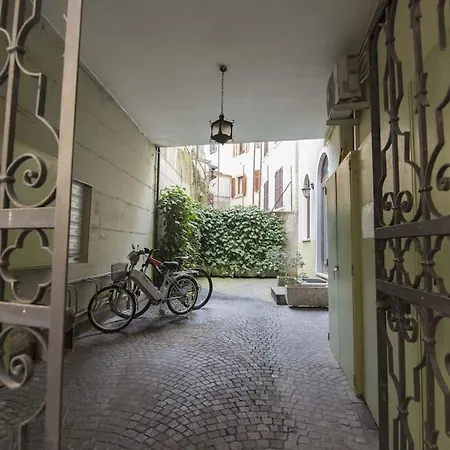 Peler, Stylish With Garage Appartement *